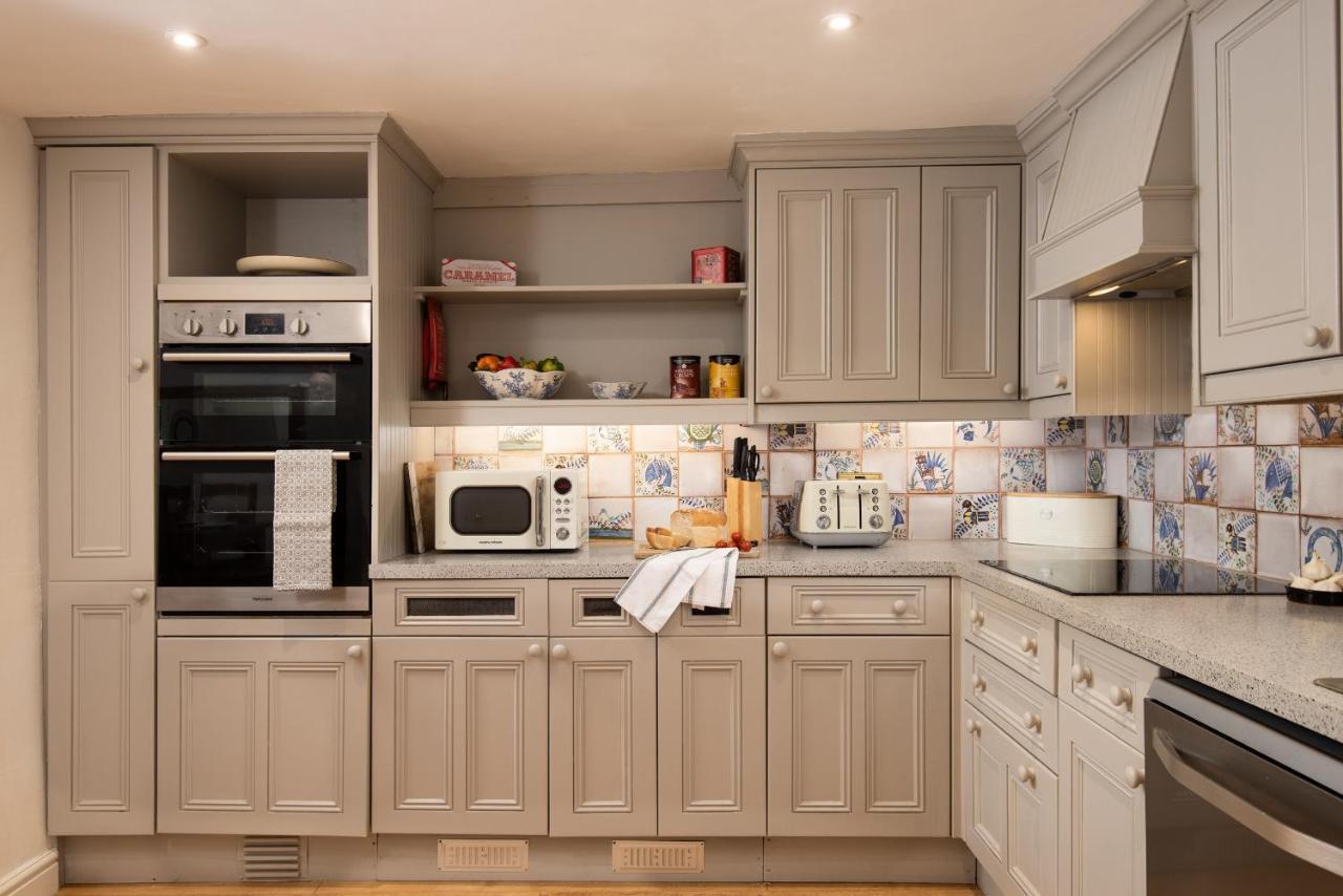 Calliope House ويتبي المظهر الخارجي الصورة